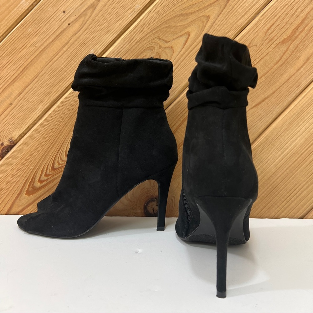 Material Girl women’s open toe ankle boot size 8.5 preowned